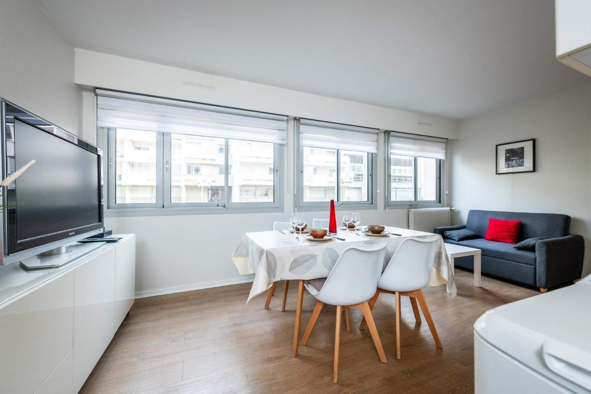 Aux Jardins De L'Hotel De Ville - Appartement Hypercentre Avec Parking Prive Rouen Exterior photo